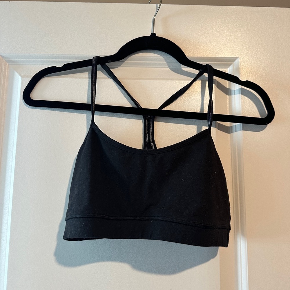 Flow Y Sports Bra